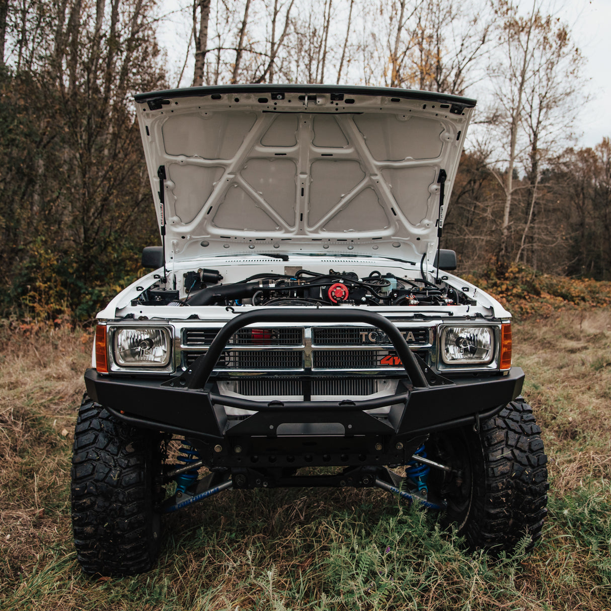 1984-1988 Toyota Pickup/ 4Runner EZ Lift Hood Struts