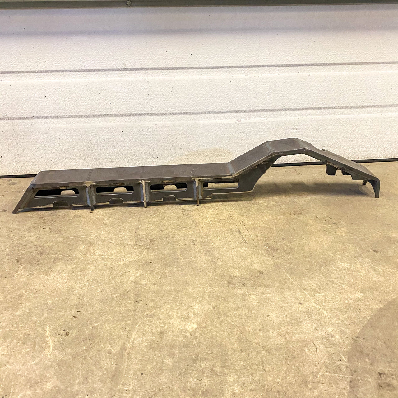 99-04 Ford Dana 60 Front Low Pro Axle Truss (DXF File)