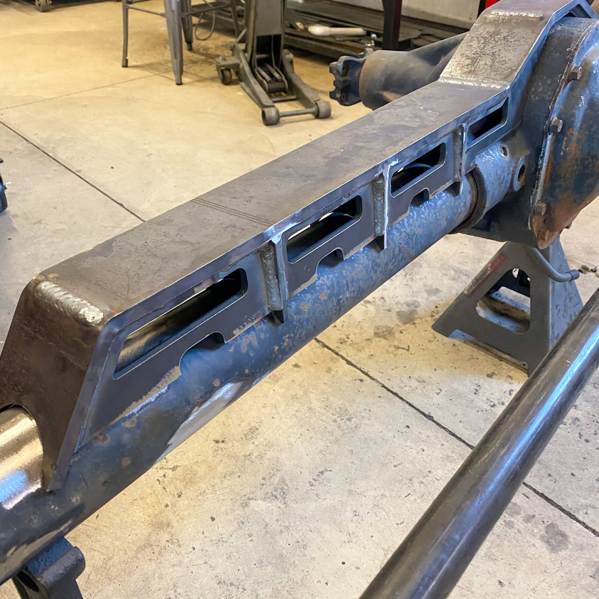 99-04 Ford Dana 60 Front Low Pro Axle Truss (DXF File)