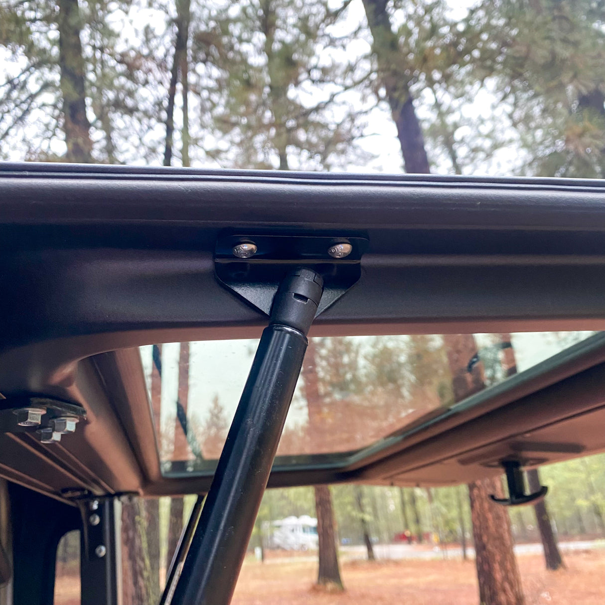 Toyota FJ40 Land Cruiser Rear Hatch EZ Lift Struts