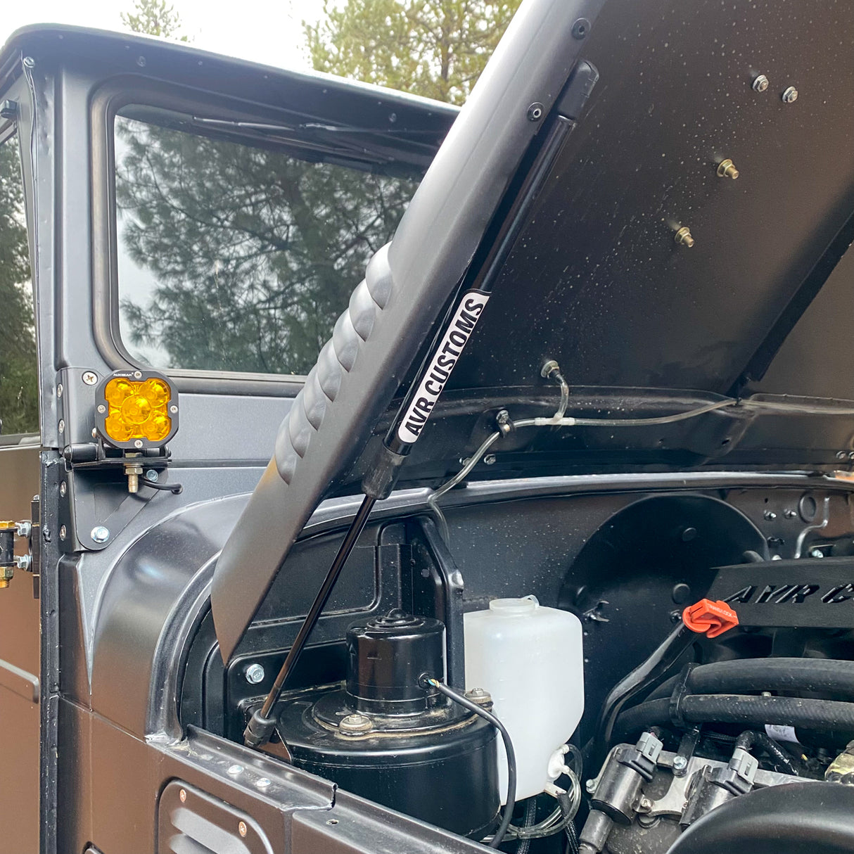 Toyota FJ40 FJ45 Land Cruiser Front EZ Lift Hood Struts