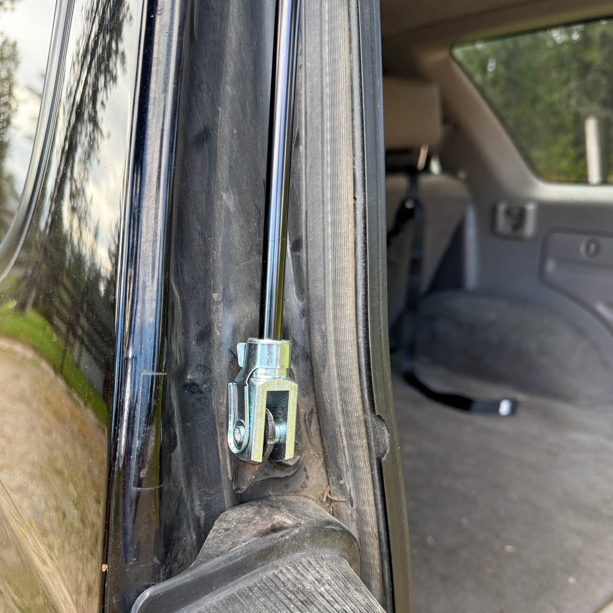 1996-2002 Toyota 4runner EZ Lift Rear Hatch Struts