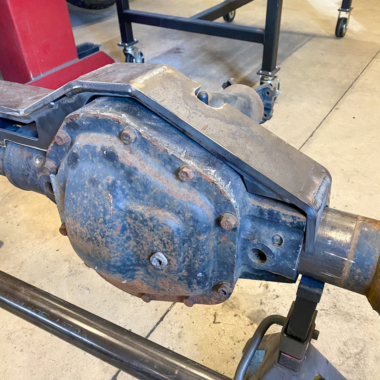 99-04 Ford Dana 60 Front Low Pro Axle Truss (DXF File)